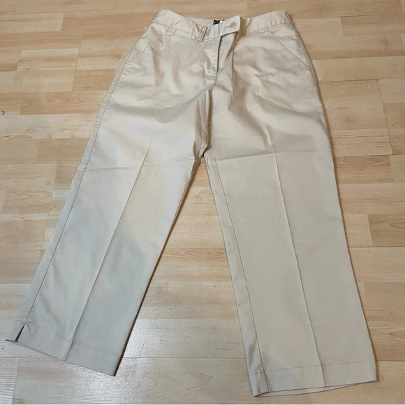 Adidas women’s khaki lightweight athletic golf stretch capri pants in size 2 - Picture 2 of 10
